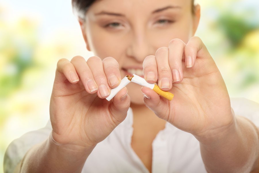 The Health Benefits of Quitting Smoking (What Happens)