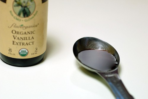 organic vanilla extract by elana's pantry Vanilla Extract