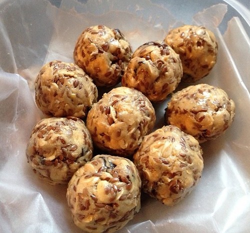 no bake energy bites by eye-shuh Peanut Butter Crunch photo